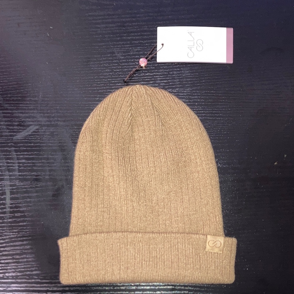 CALIA by Carrie‎ Underwood Tan Knit Beanie